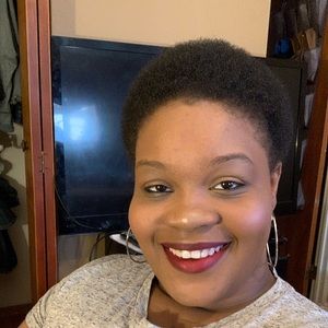 Meet your Posher, Cheri